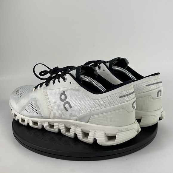 On Cloud X White/Black Athletic Running Shoes Men’s Size 11 - Picture 7 of 11